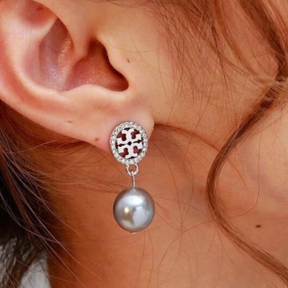 NWT Tory Burch Silver Pearl Drop rhinestone Earrings - Picture 3 of 3